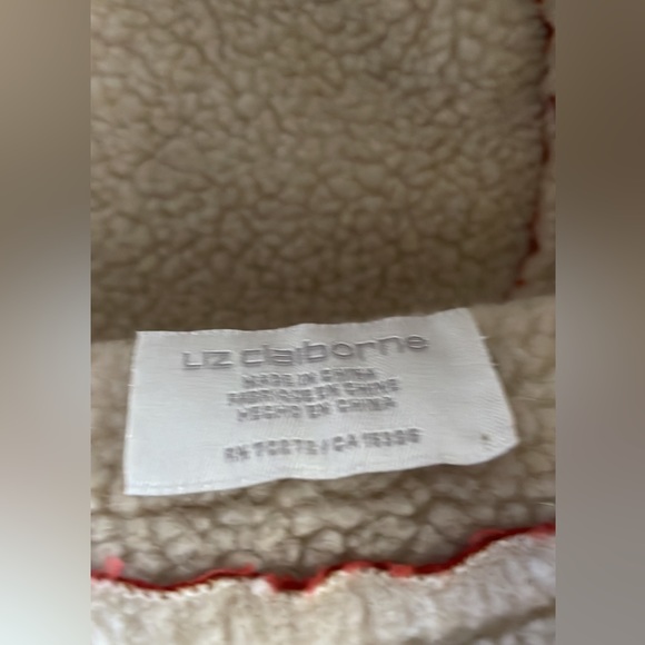 Liz Claiborne Sienna Corduroy Hat Women’s Bucket 🍁 Sherpa inside - Picture 2 of 3